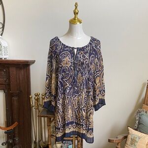 LIKE NEW=CATHERINES Gauzy Tunic Top Size 0X 14-16 W
